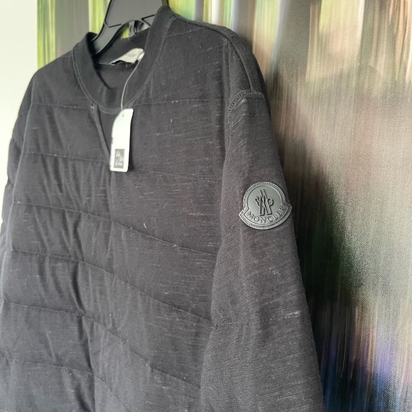 Moncler Goose Down Puffer In size large - Picture 2 of 10